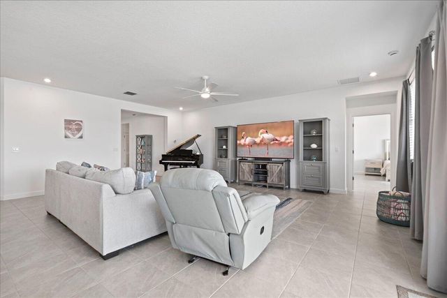 14236 SW Murney Way, Port St. Lucie, FL 34987