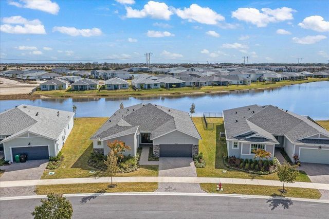 14236 SW Murney Way, Port St. Lucie, FL 34987