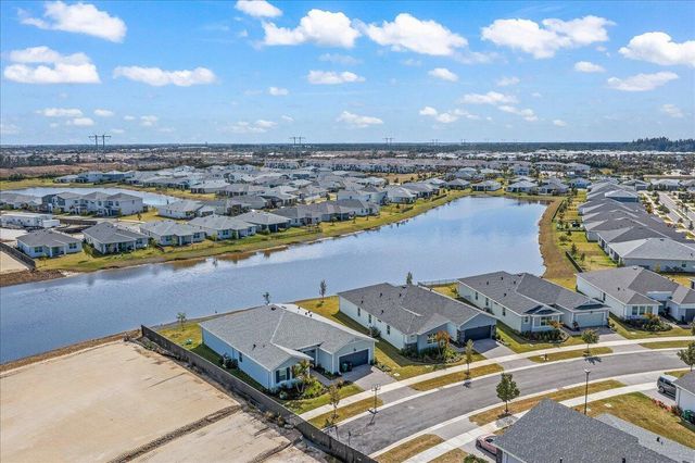 14236 SW Murney Way, Port St. Lucie, FL 34987