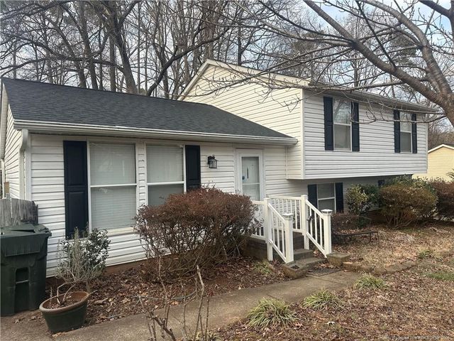 7121 Shellburne Drive, Raleigh, NC 27612