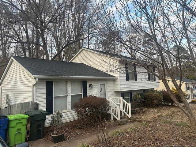 7121 Shellburne Drive, Raleigh, NC 27612