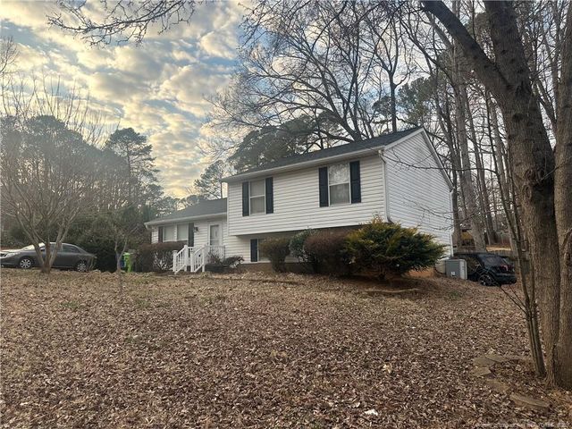 7121 Shellburne Drive, Raleigh, NC 27612