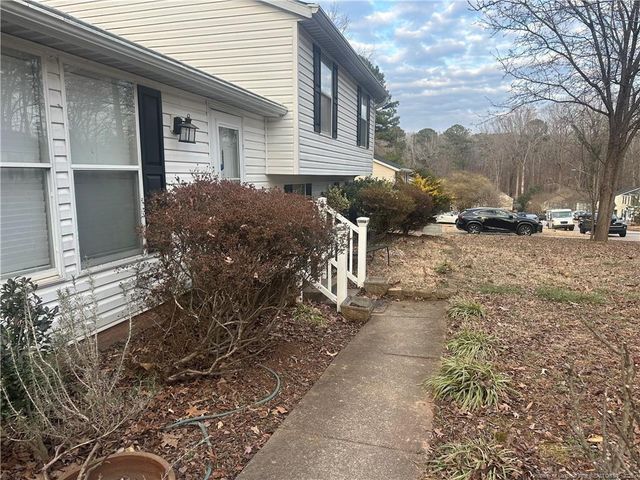 7121 Shellburne Drive, Raleigh, NC 27612