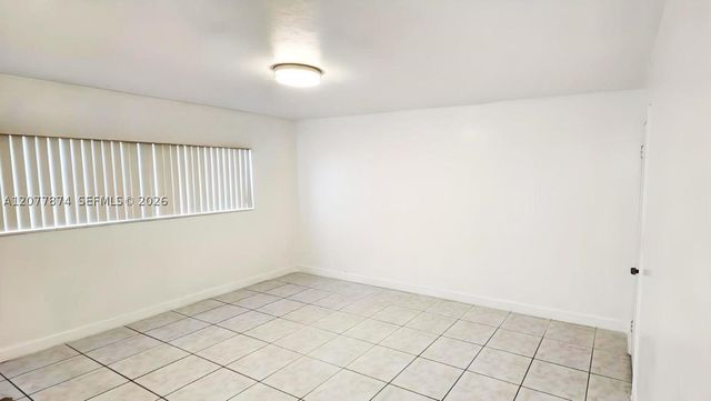 1885 NE 121st St 16, North Miami, FL 33181