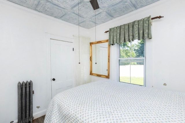 12 Quigley Avenue, Chelmsford, MA 01863