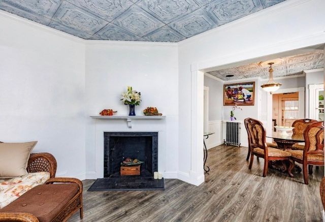 12 Quigley Avenue, Chelmsford, MA 01863