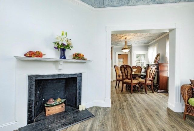 12 Quigley Avenue, Chelmsford, MA 01863