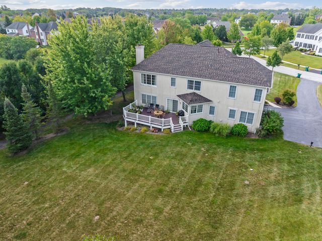 2 TWIN EAGLES Court, Hawthorn Woods, IL 60047