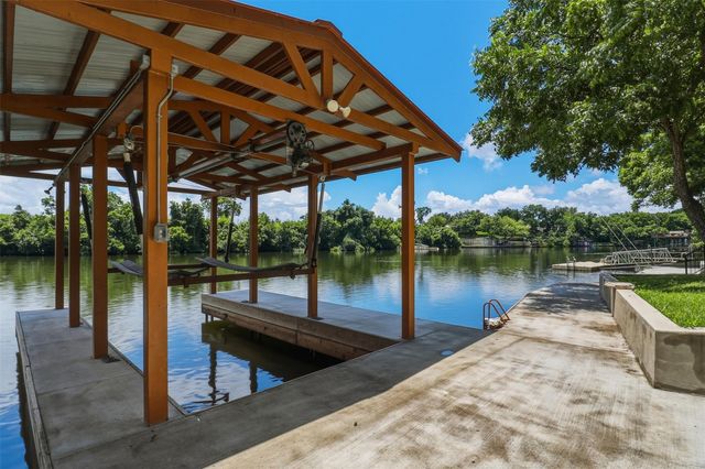 1200 Long Mountain DR, Burnet, TX 78611
