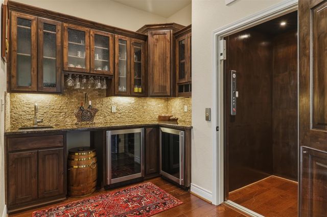 1200 Long Mountain DR, Burnet, TX 78611