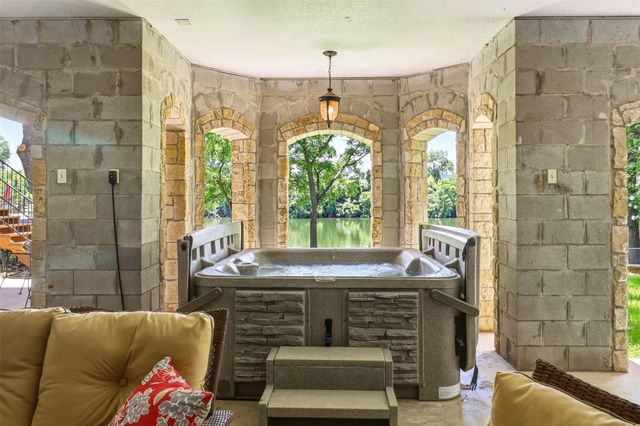 1200 Long Mountain DR, Burnet, TX 78611