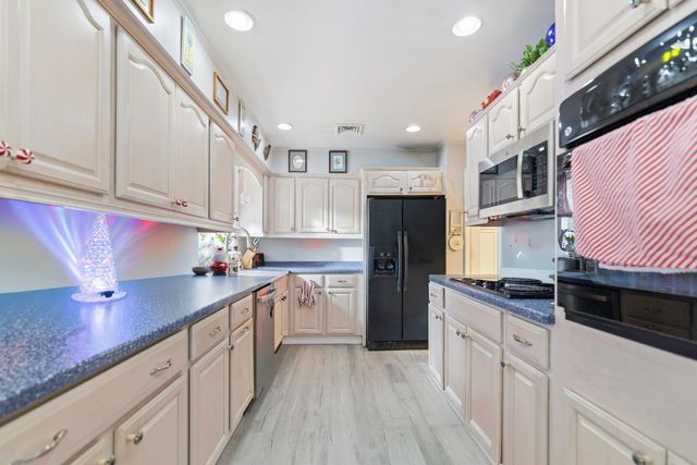 4721 S Constellation Drive, North Charleston, SC 29418