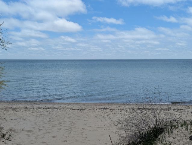 4967 Center, Au Gres, MI 48703