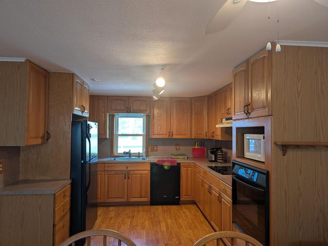 4967 Center, Au Gres, MI 48703