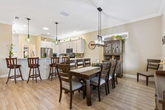 5105 JAREDS LANDING WAY, Oxford, FL 34484