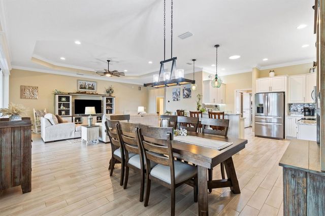5105 JAREDS LANDING WAY, Oxford, FL 34484