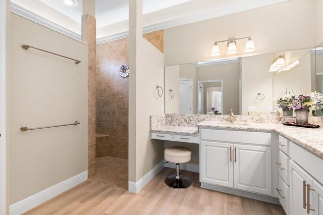 5105 JAREDS LANDING WAY, Oxford, FL 34484