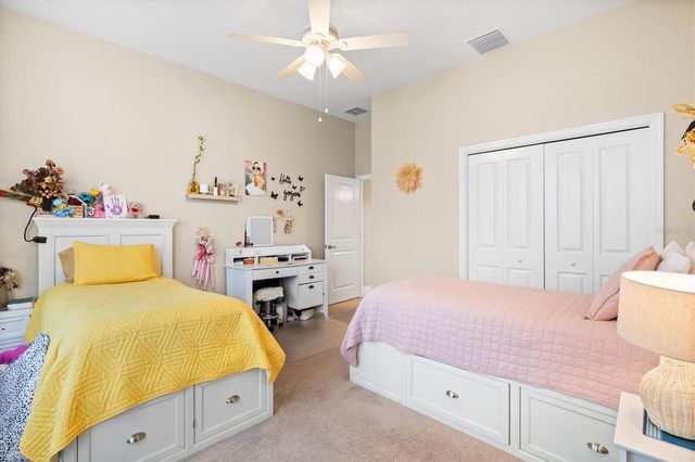 5105 JAREDS LANDING WAY, Oxford, FL 34484
