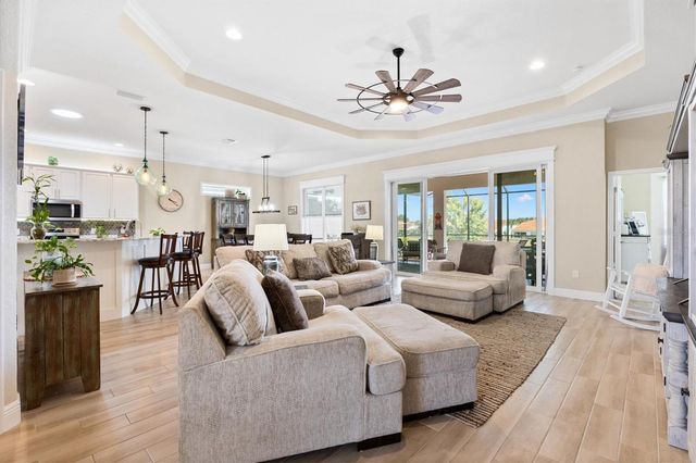 5105 JAREDS LANDING WAY, Oxford, FL 34484