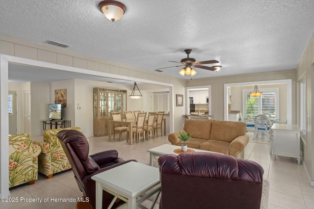 6147 Turnburry Court, Spring Hill, FL 34606
