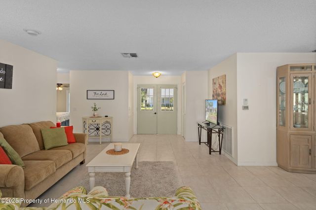 6147 Turnburry Court, Spring Hill, FL 34606