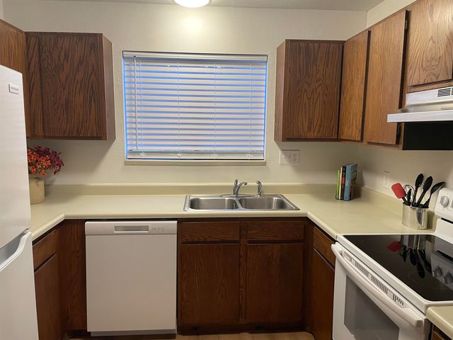 961 Lakeside Dr Apt 111, Grand Junction, CO 81506