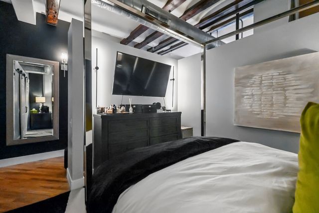 500 S Clinton Street 641, Chicago, IL 60607