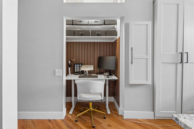 500 S Clinton Street 641, Chicago, IL 60607