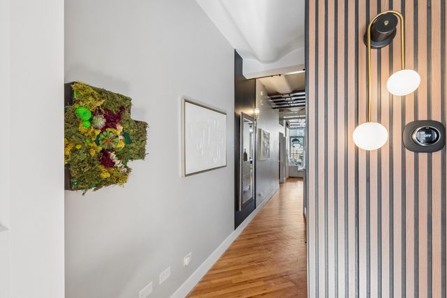 500 S Clinton Street 641, Chicago, IL 60607