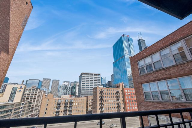 500 S Clinton Street 641, Chicago, IL 60607