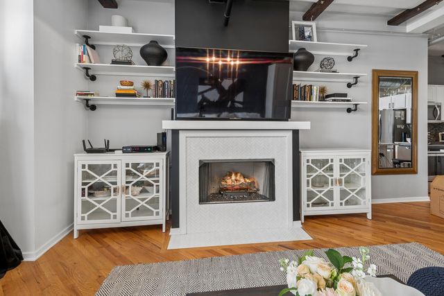 500 S Clinton Street 641, Chicago, IL 60607