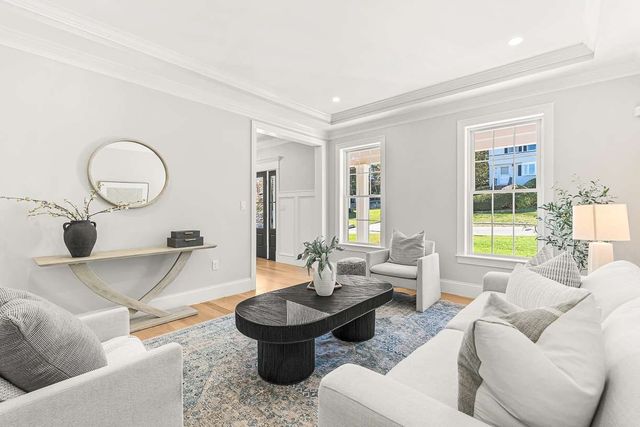14 Liana Street, Woburn, MA 01801