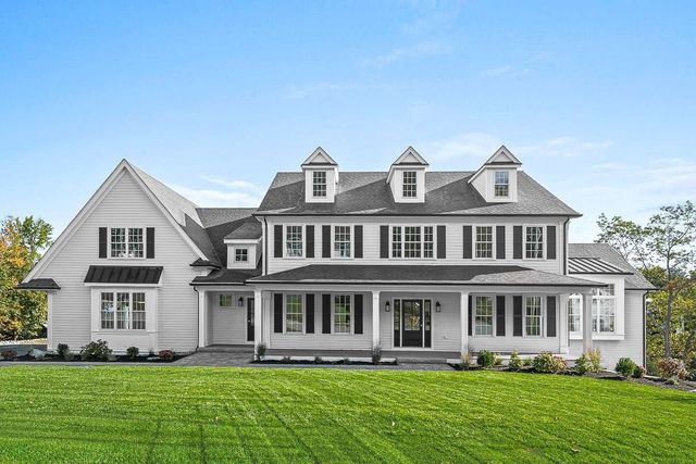 14 Liana Street, Woburn, MA 01801