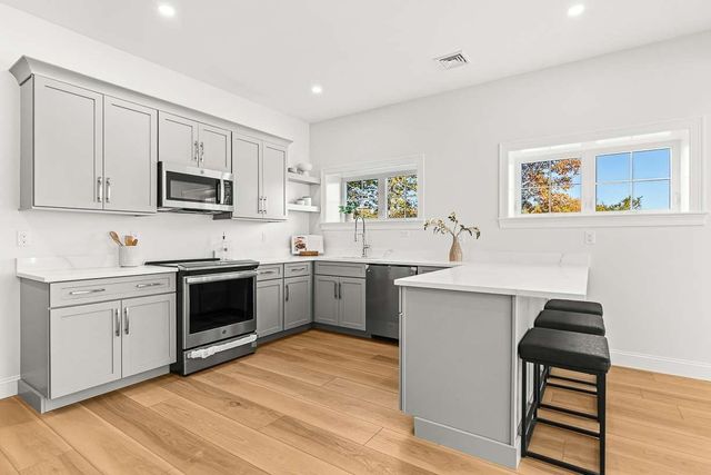 14 Liana Street, Woburn, MA 01801