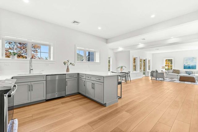 14 Liana Street, Woburn, MA 01801