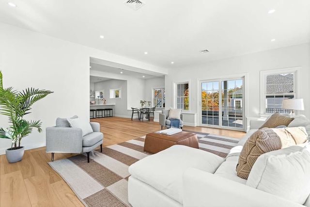 14 Liana Street, Woburn, MA 01801