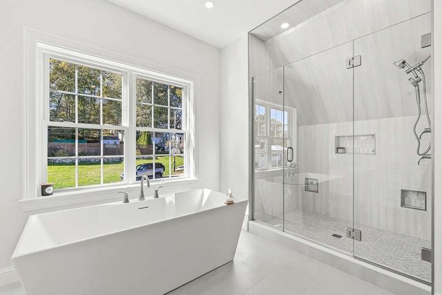 14 Liana Street, Woburn, MA 01801