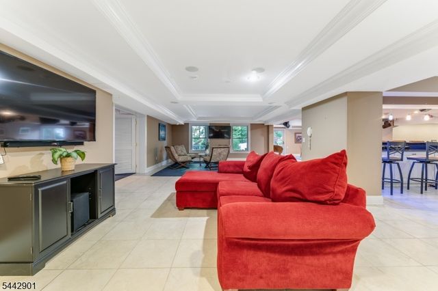 25 Wilshire Dr, Sparta Twp., NJ 07871