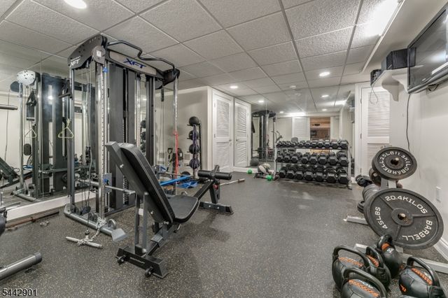 25 Wilshire Dr, Sparta Twp., NJ 07871
