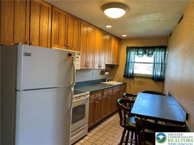 1538 Jill Street, Bethlehem City, PA 18017