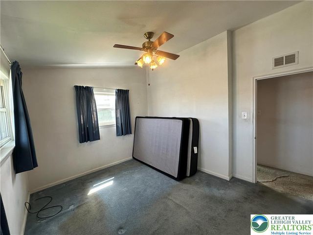 1538 Jill Street, Bethlehem City, PA 18017