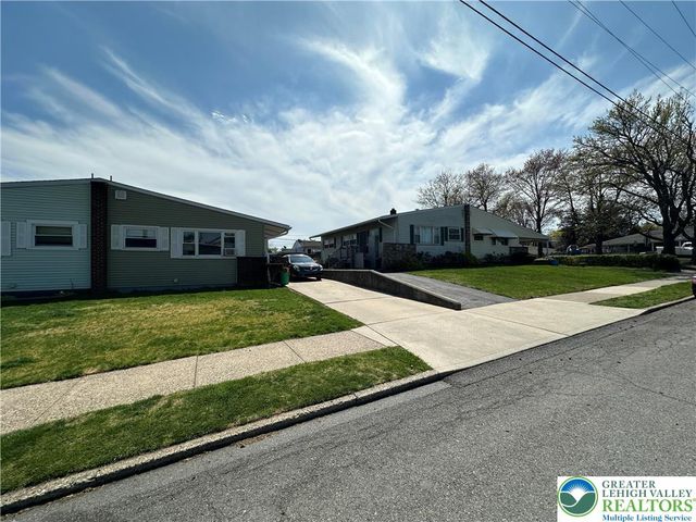 1538 Jill Street, Bethlehem City, PA 18017
