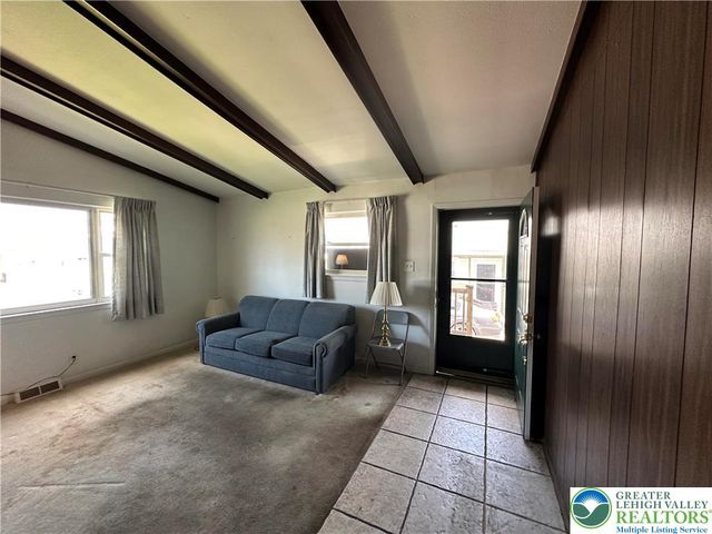 1538 Jill Street, Bethlehem City, PA 18017