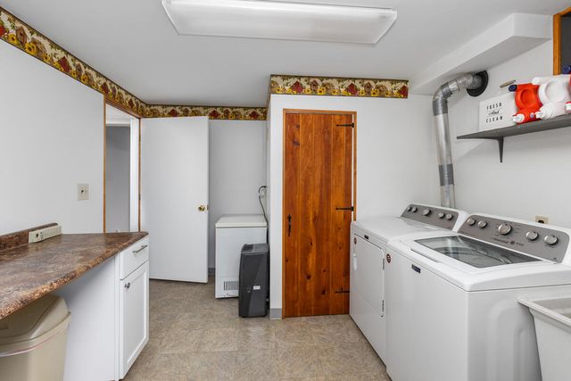 924 W Orange Street, Greenville, MI 48838