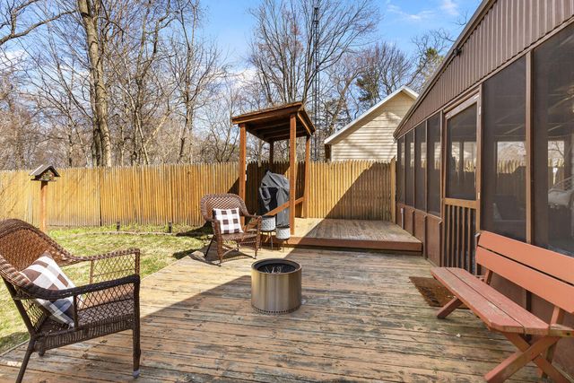 924 W Orange Street, Greenville, MI 48838