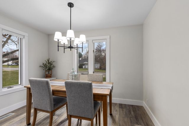 924 W Orange Street, Greenville, MI 48838