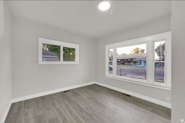 197 W CENTER ST, Midvale, UT 84047