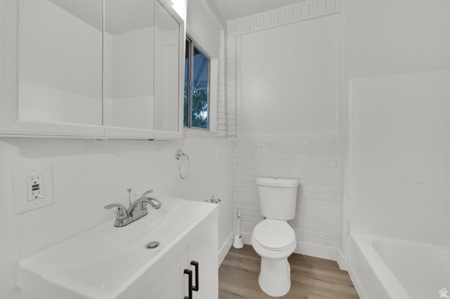 197 W CENTER ST, Midvale, UT 84047