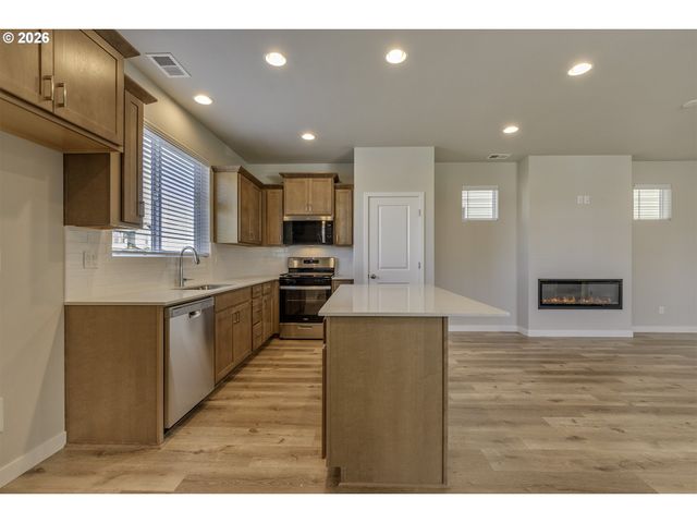 2088 37th Ave Lot 110, Forest Grove, OR 97116