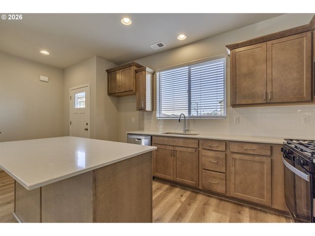 2088 37th Ave Lot 110, Forest Grove, OR 97116